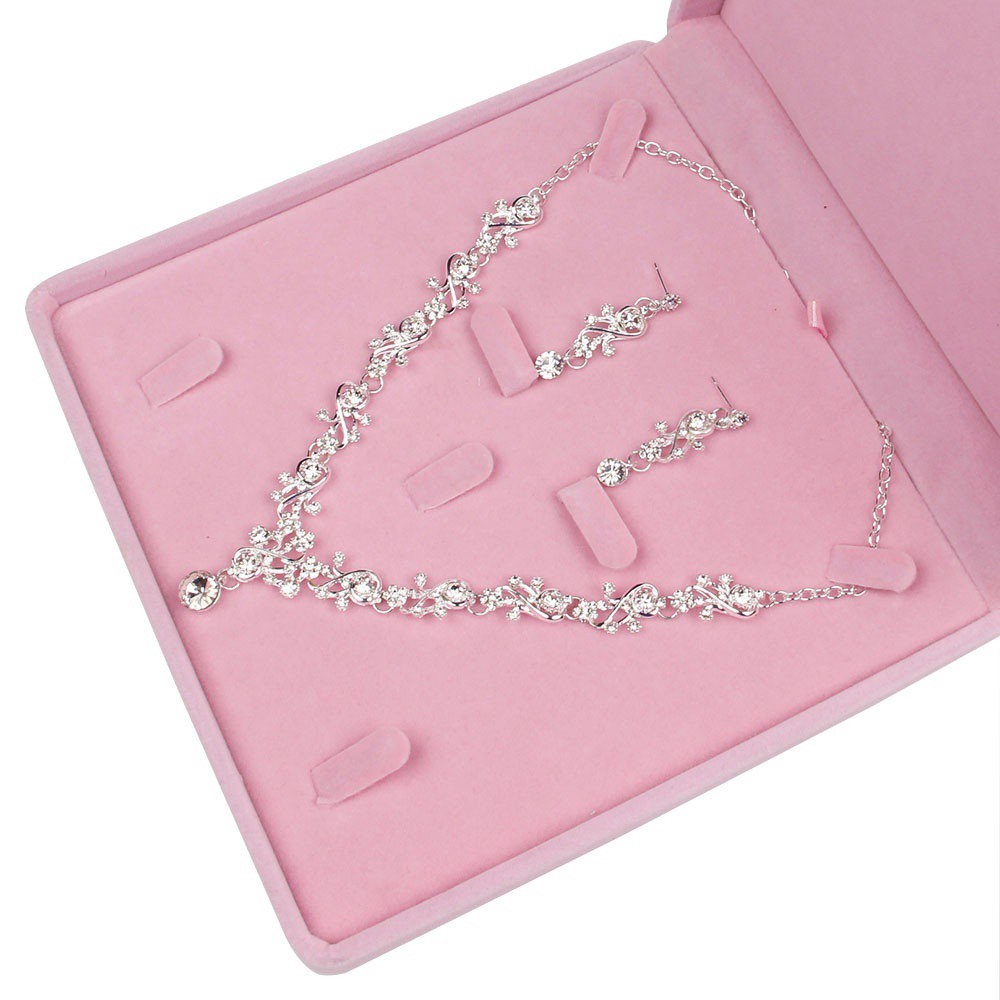 Set trang sức cô dâu lấp lánh sang trọng