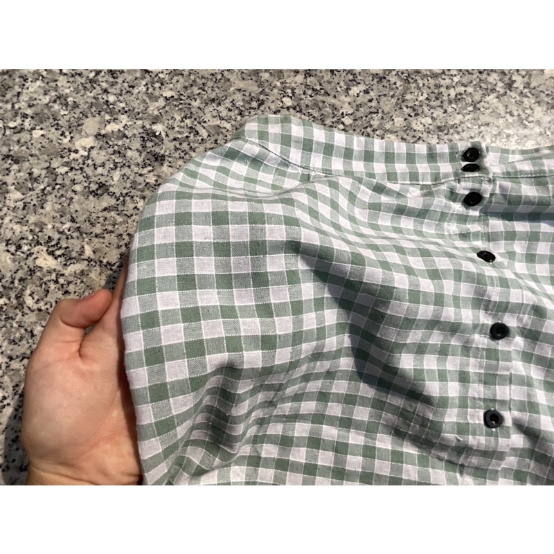 Pass chân váy caro xanh lá