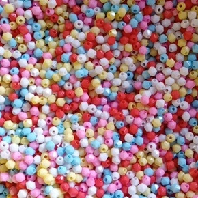 10/25/50gam Hạt cườm nhựa chóp nhọn 4mm nhiều màu