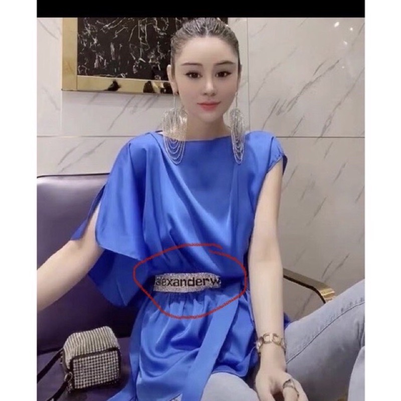 Áo sơ mi cách dơi lệch vai, hàng quảng châu cao cấp. chất vải mềm mát. Hàng được xem trước khi thanh toán
