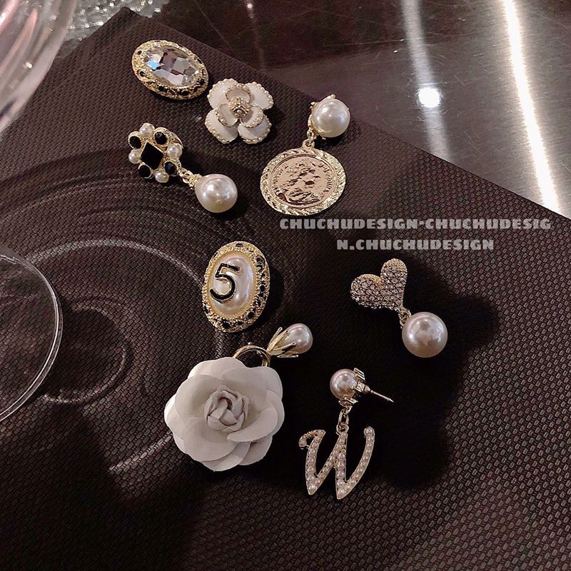 Trâm Cài Áo Hình Bông Hoa Đính Đá Sang Trọng Cho Nữ