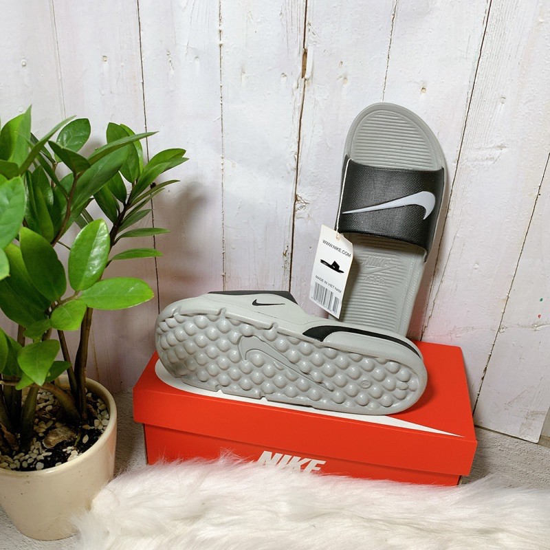 Dép đúc quai ngang loại đẹp êm bền