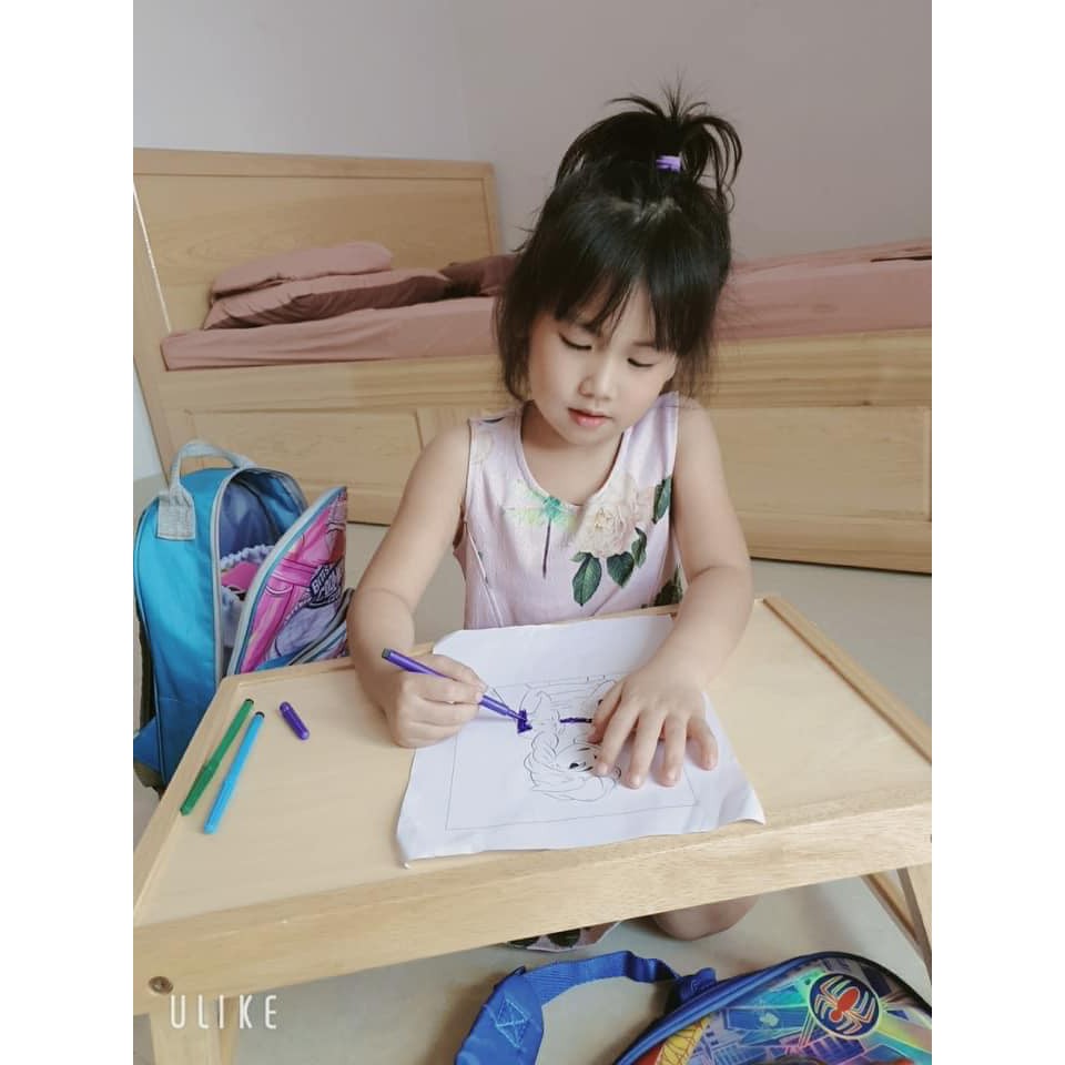 BÀN ĂN MINI BED TRAY NATURAL CỦA OLIVING DÀNH CHO BÉ