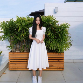 Đầm xoè tay bồng