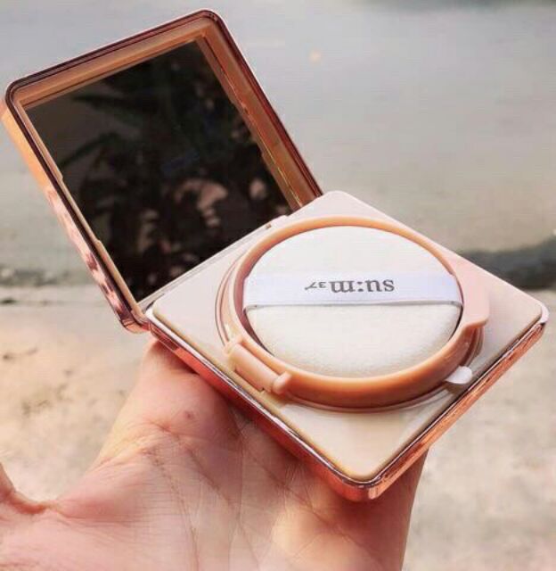 Phấn nước Sum 37 Secret Essence Cushion dưỡng trắng da chống nhăn chống nắng 😻