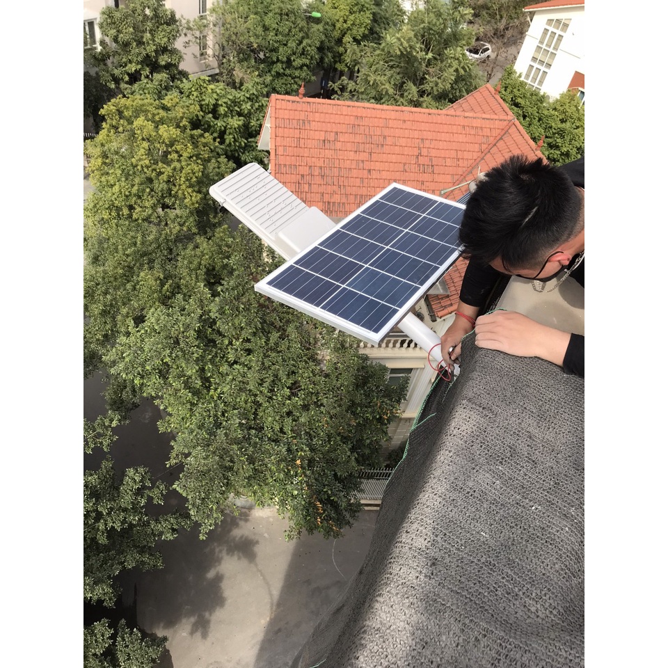 Đèn Năng Lượng Mặt Trời,bàn chải Solar Light 300w,40W chính hãng , giá rẻ, BH 2 năm, tấm pin kích thước Lớn