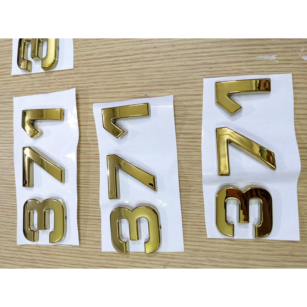 Số 371 mạ vàng gold gắn đầu xe tải howo ben 371