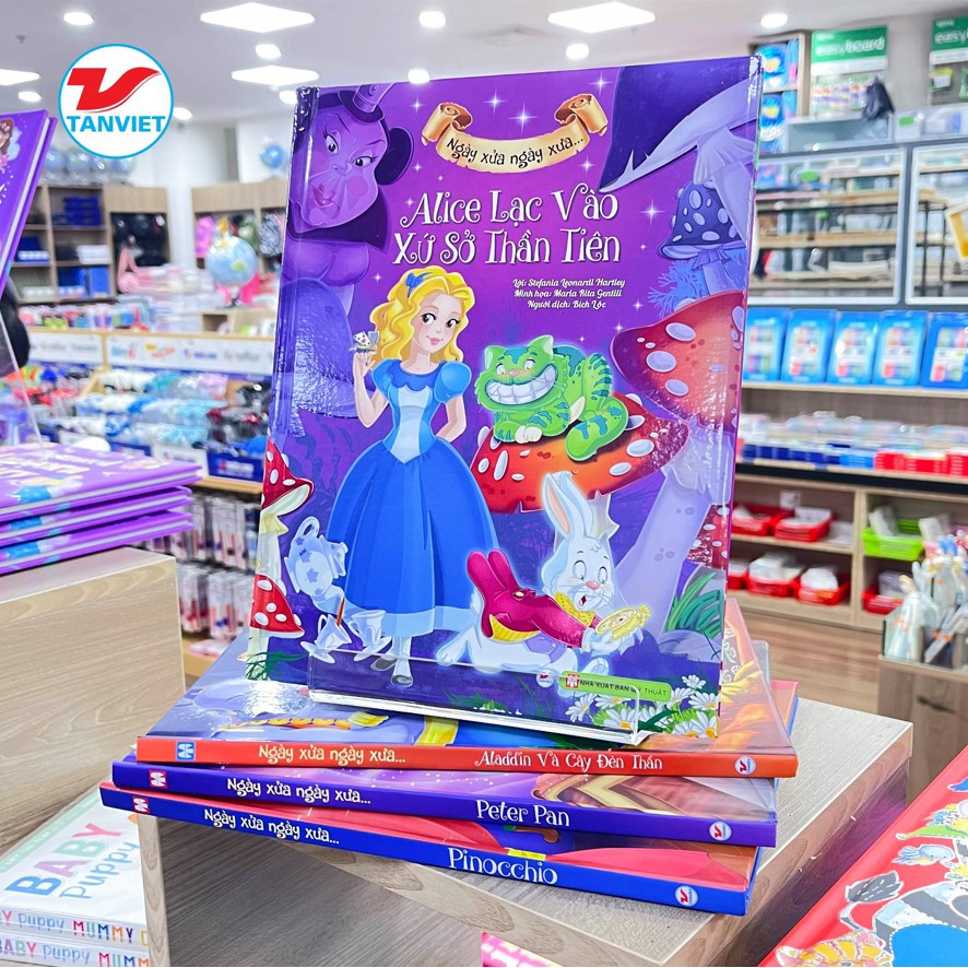 Sách Ngày Xửa Ngày Xưa Alice Lạc Vào Xứ Sở Thần Tiên