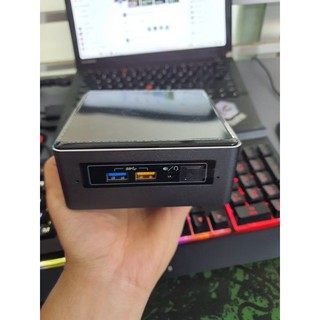 Case máy tính mini NUC7i5BNH