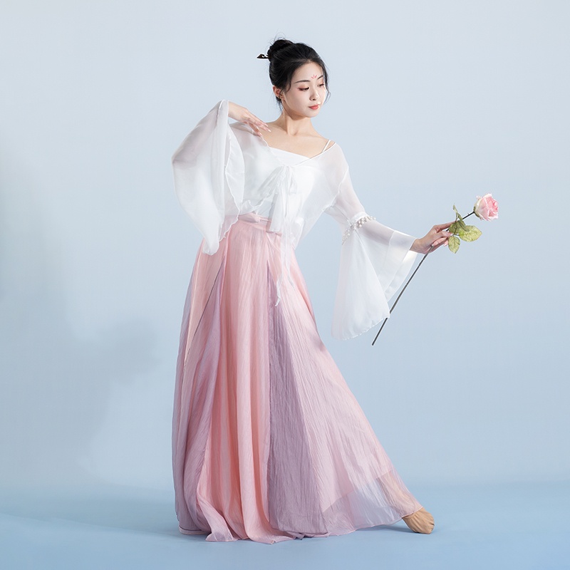 Trang Phục Múa Trung Hoa Tay Rộng Đính Ngọc Trai Cổ Điển Mã 0759