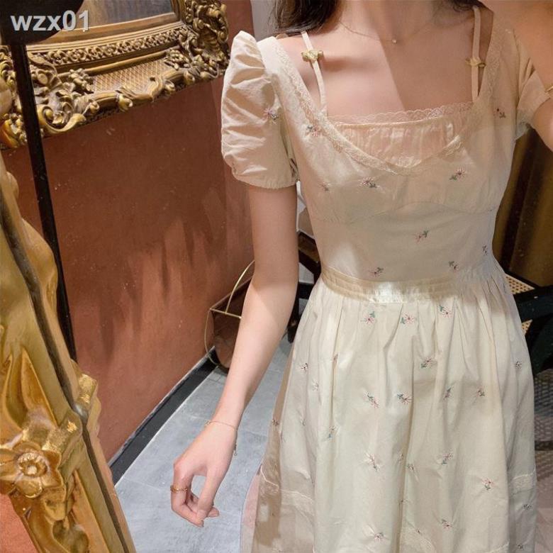 First love dress mùa hè 2021 phong cách mới váy thắt lưng cổ điển Pháp thiết kế cảm giác thêu tính khí chiều d  ྇
