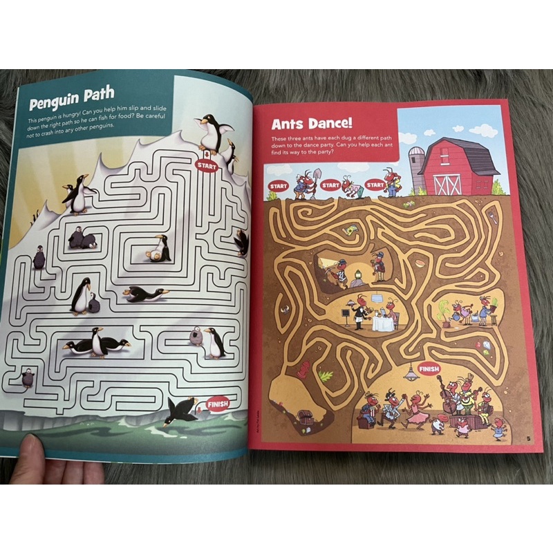 JUMBO BOOK OF AMAZING MAZES