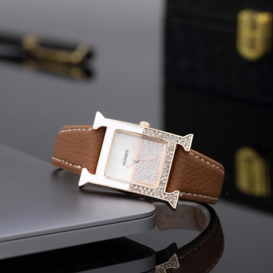 Đồng hồ nữ Hermes dây da mặt vuông đính đá cao cấp full box tặng hộp pishop - DHN02 Shop133 | BigBuy360 - bigbuy360.vn