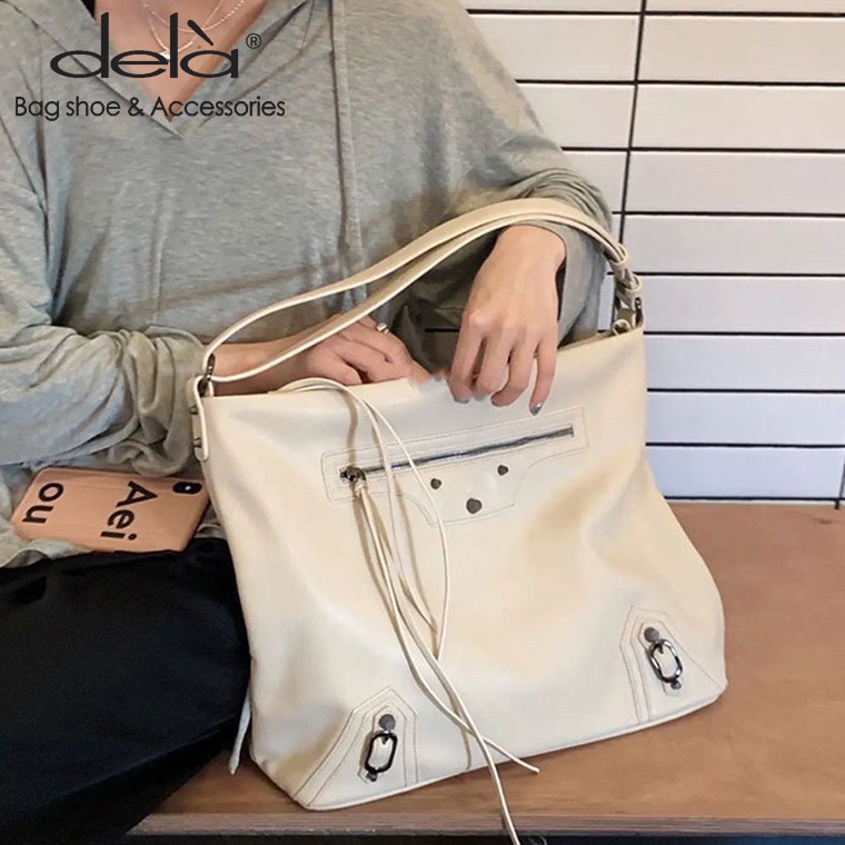 Dela Túi Đeo Chéo Đính Đinh Tán Cỡ Lớn Thời Trang Cho Nữ