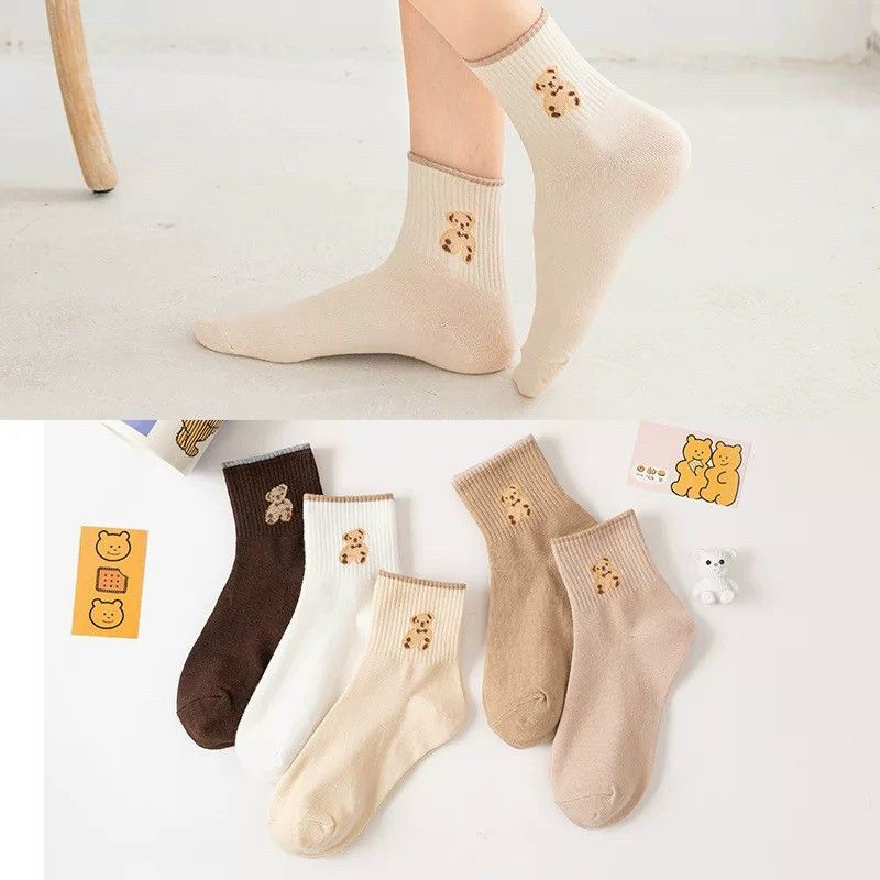 Sét 5 Tất Len Gân Tăm Cổ Cao Hoạ Tiết Hoạ Tiết Gấu Nâu