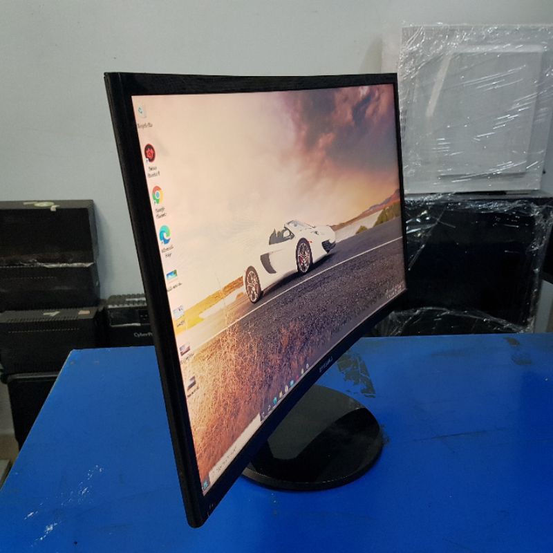 Màn hình LCD Samsung cong LC24F390FHEXXV, CHÂN ĐẾ MỚI, BH HÃNG 2/2021 | BigBuy360 - bigbuy360.vn