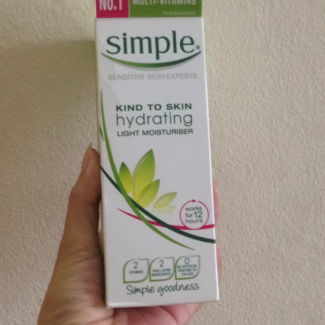 Sale 140k kem dưỡng simple