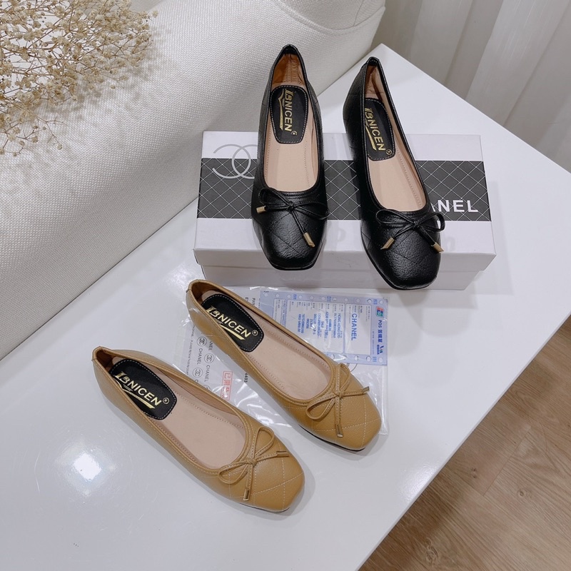 BEESHOES- GIÀY BÚP BÊ NỮ THỜI TRANG DA MỀM ÊM CHÂN DỄ ĐI- GIÀY BÚP BÊ ĐẾ BỆT SẴN MÀU ĐEN KEM 210905