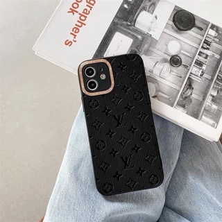 Ốp iphone lv viền vuông màu đen