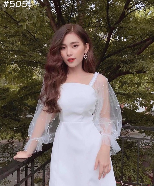 Đầm dự tiệc tay voan đính ngọc dễ thương | BigBuy360 - bigbuy360.vn