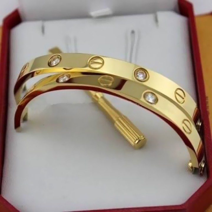Vòng tay Cartier Cặp Đôi có Vít giá Hủy Diệt - Không Đen Vĩnh Viễn