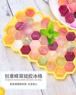 KHAY LÀM ĐÁ SILICON CÓ NẮP ĐẬY SIÊU HOT