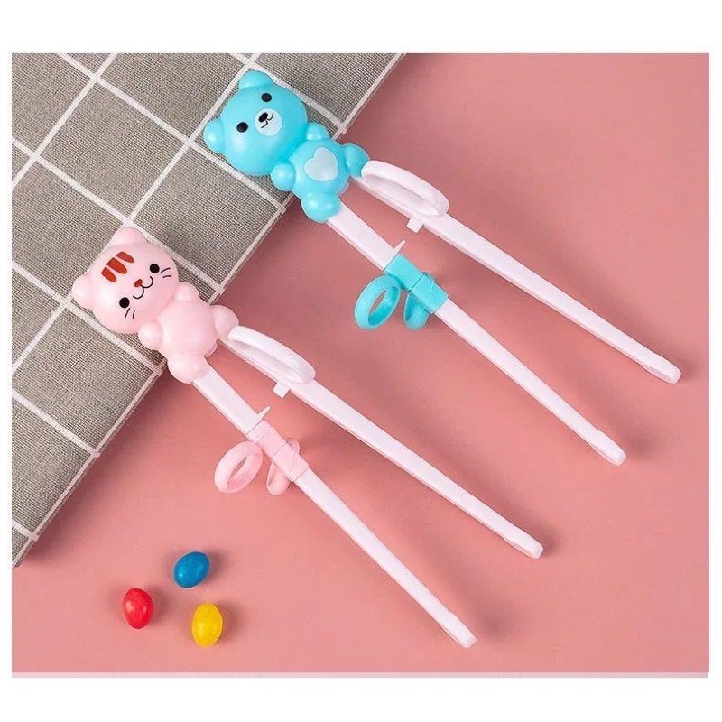 Đũa tập ăn tập gắp cho bé