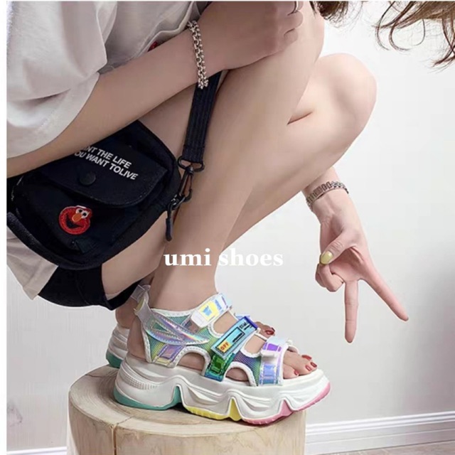 [Có sẵn]Sandal quai ngang Ulzzang nữ độn đế 5 phân HOLOGRAM đổi màu đi học đi chơi HOT TREND cá tính