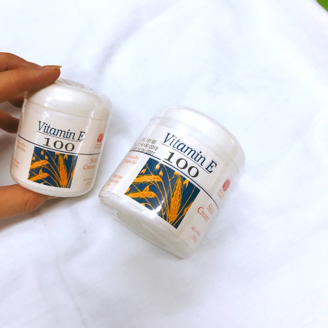 Kem Vitamin E-100 bông lúa 114gam. Kem dưỡng ẩm