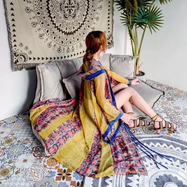 Áo khoác boho thổ cẩm tua rua có mũ vintage màu vàng hoạ tiết nổi bật dáng dài tay rộng đi du lịch đi chơi