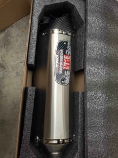 Pô yoshimura r77