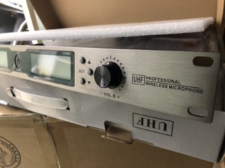 MICRO không dây UG99 Mic không dây