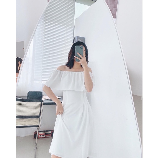 váy trễ vai chiết ly eo