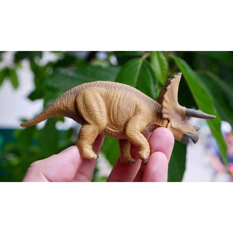 Mô Hình Nhân Vật Takara Tomy AL-02 Triceratops