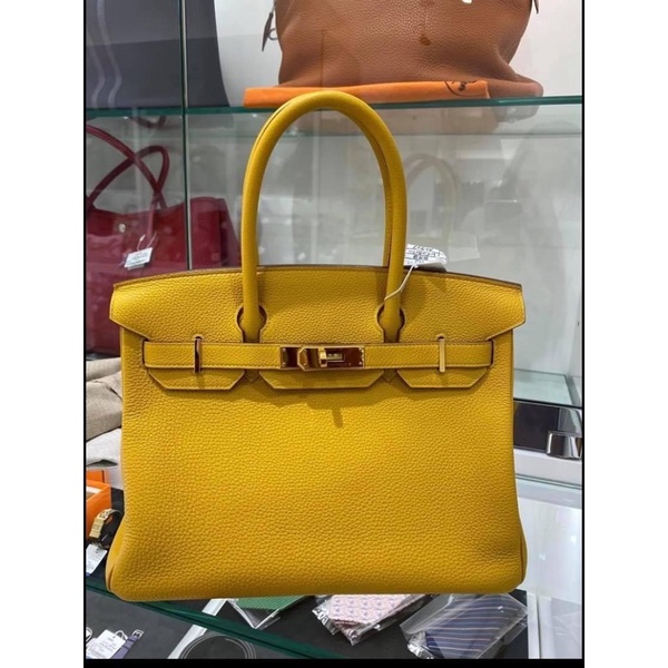 Túi quai xách khoá vàng