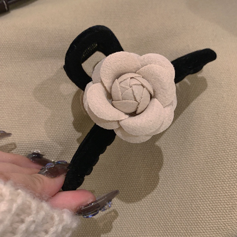 Kẹp Tóc Cá Mập Ba Chiều Màu Đen Phong Cách Chanel Cao Cấp 11cm