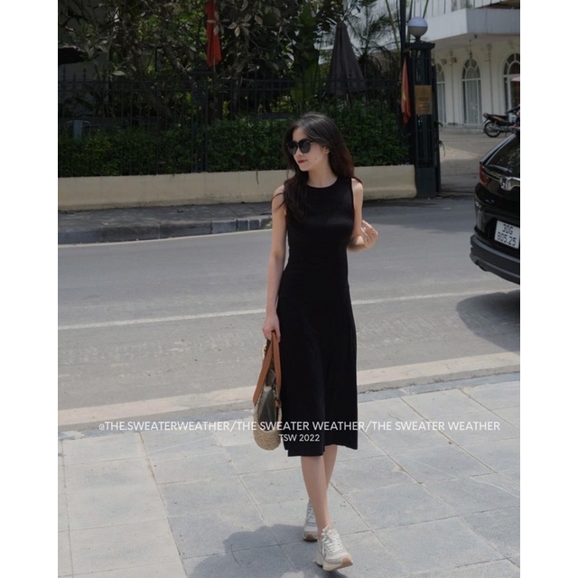 Đầm Body 3 Lỗ Sát Nách Dáng Dài Sang Chảnh Váy Dự Tiệc Chất Thun Co Dãn Xinh Xắn Đi Chơi Dạo Phố