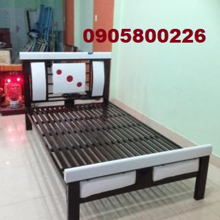 GIƯỜNG SẮT GIÁ RẺ HỘP ĐÈN 1M2