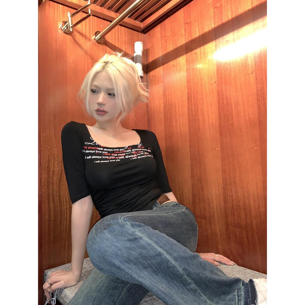 QADCOL Áo Thun Tay Ngắn Cổ Vuông Màu Đen In Chữ Phong Cách Mỹ Thời Trang Mùa Hè Xinh Xắn Cho Nữ