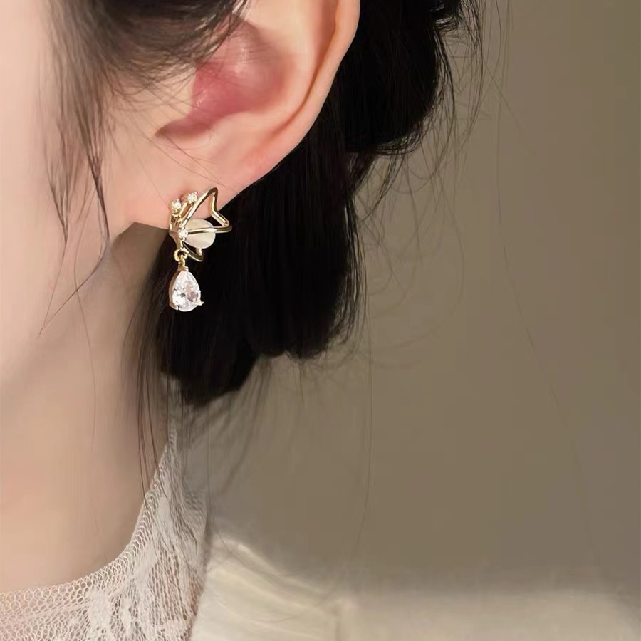 Bông Tai Mạ Bạc 925 Hình Trái Tim / Bướm / Giọt Nước Dễ Thương