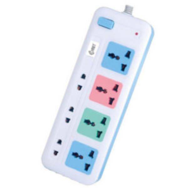 Ổ Cắm Nối Dài Comet CES4433 dài 3m, 7 lỗ cắm: 4 ổ cắm đa năng ba chấu, 3 ổ cắm hai chấu, tích hợp công tắc tổng.