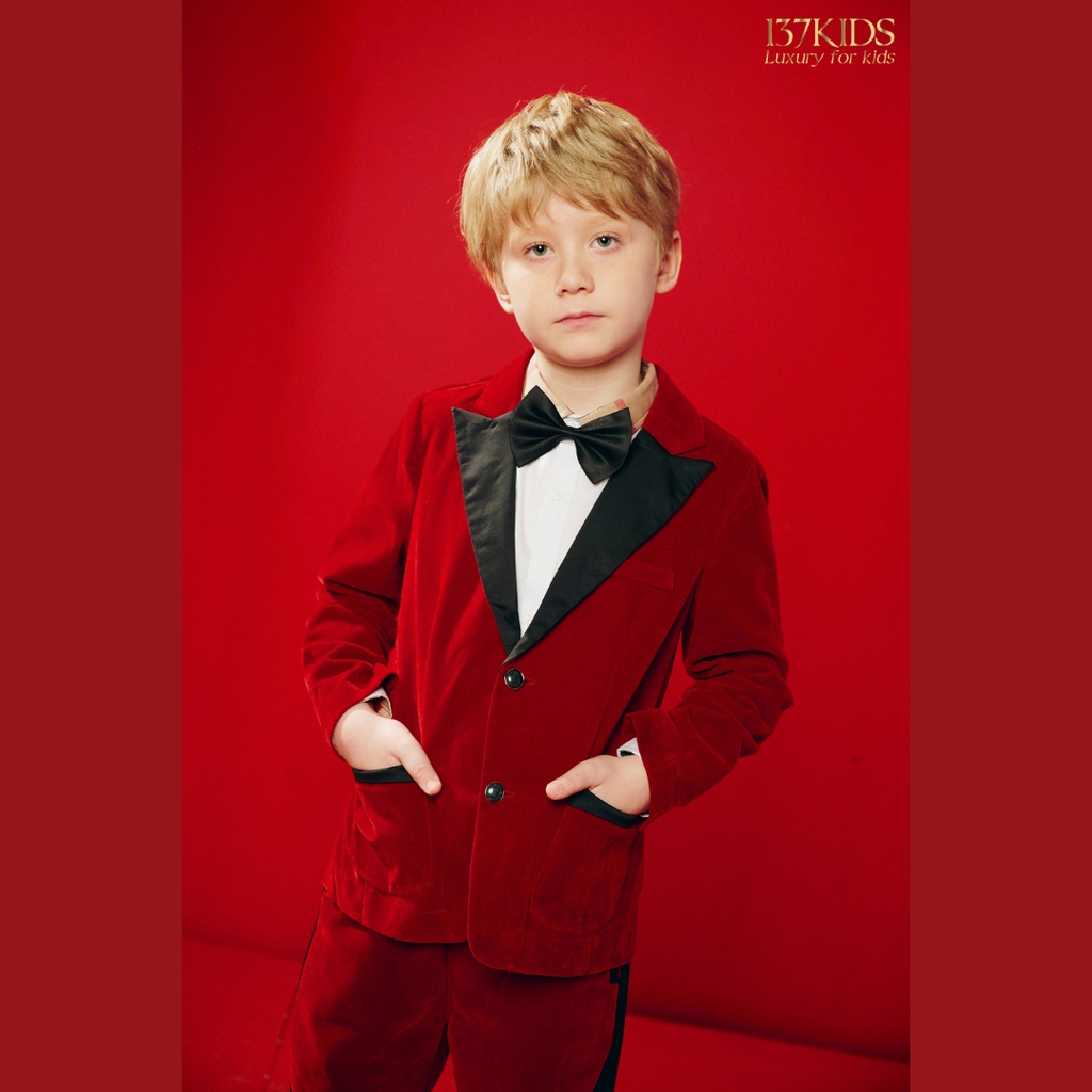 Bộ đồ vest nhung đỏ thiết kế cho bé trai đi chơi dự tiệc 137KIDS