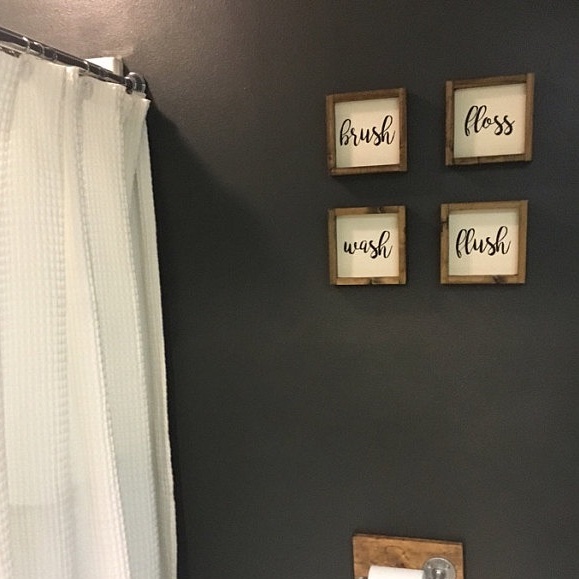 Tranh treo tường bằng gỗ Phong cách Vintage decor, trang trí phòng tắm, nhà vệ sinh kích thước 20x20/30x30cm