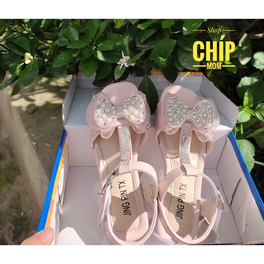 sandal bé gái - dép quai hậu cho bé đi học đế dẻo có gót êm chân gắn đá chắc chắn sang màu đen cho bé từ 2 tuổi 8103