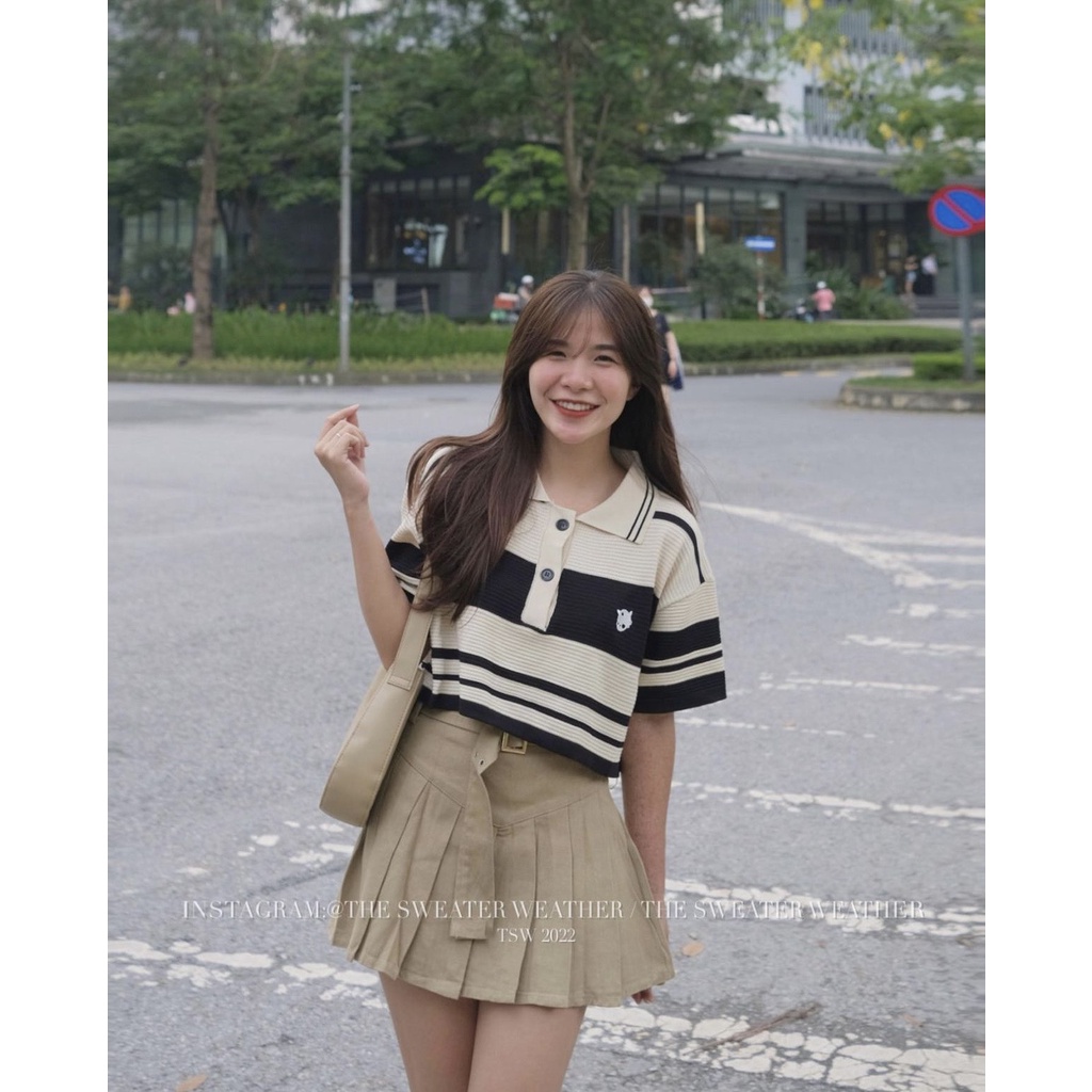 [Sẵn/Ảnh thật] Áo len croptop cổ đức thêu mèo kẻ ngang cộc tay ulzzang - Áo len polo kẻ ngang