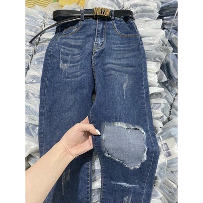 Quần jeans dáng ôm rách xước phối cá tính