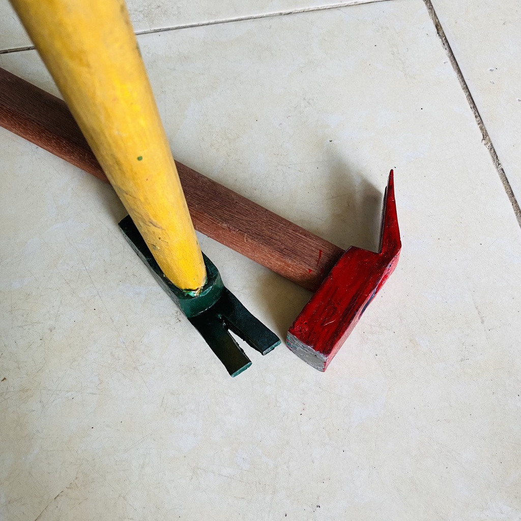 Búa nhổ đinh cán gỗ loại 0,5kg giá rẻ