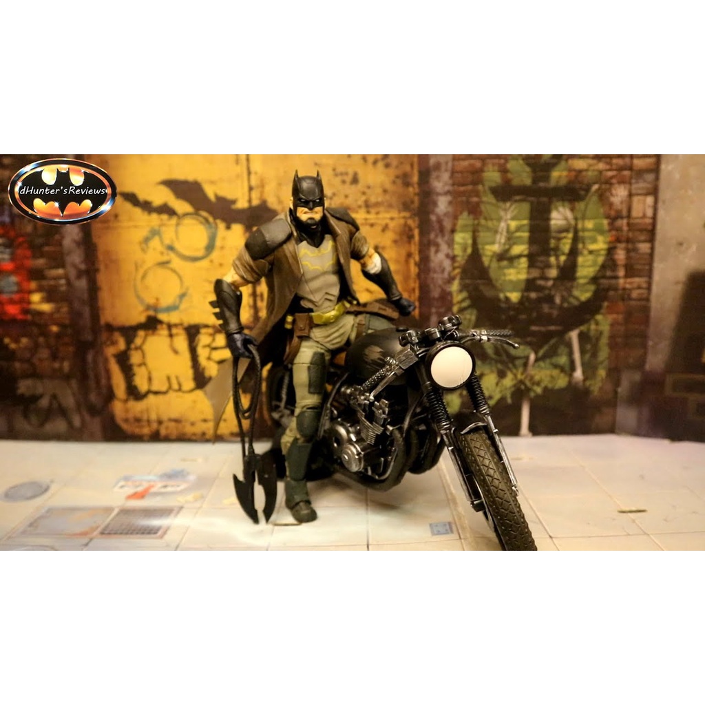 Mô hình nhân vật cử động đa khớp, McFarlane Toys DC Multiverse Batman Dark Detective