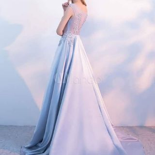 ĐẦM DẠ HỘI ĐÍNH HOA CAO CẤP
