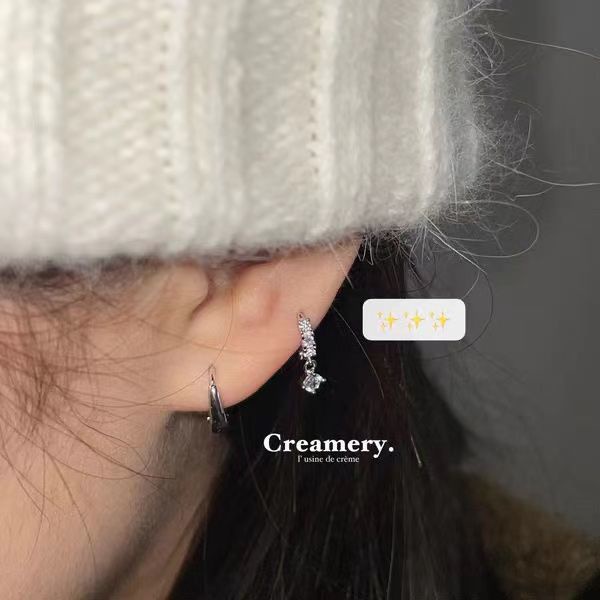 Khuyên Tai Đính Đá zircon Lấp Lánh Đơn Giản Phong Cách hip hop  Kiểu Dáng Đơn Giản Dễ Phối Đồ